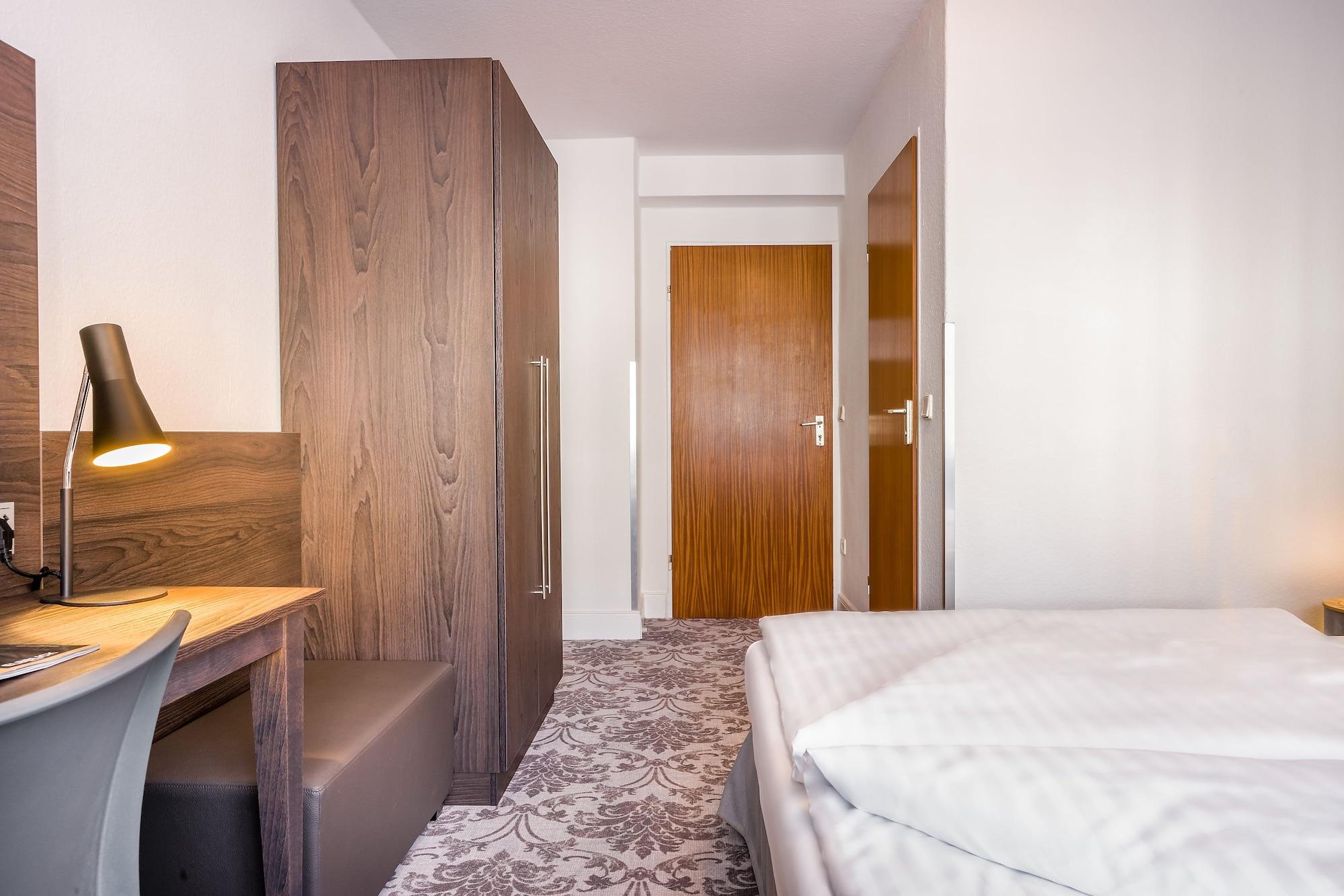 Signature Hotel Astoria Hamburg Ngoại thất bức ảnh