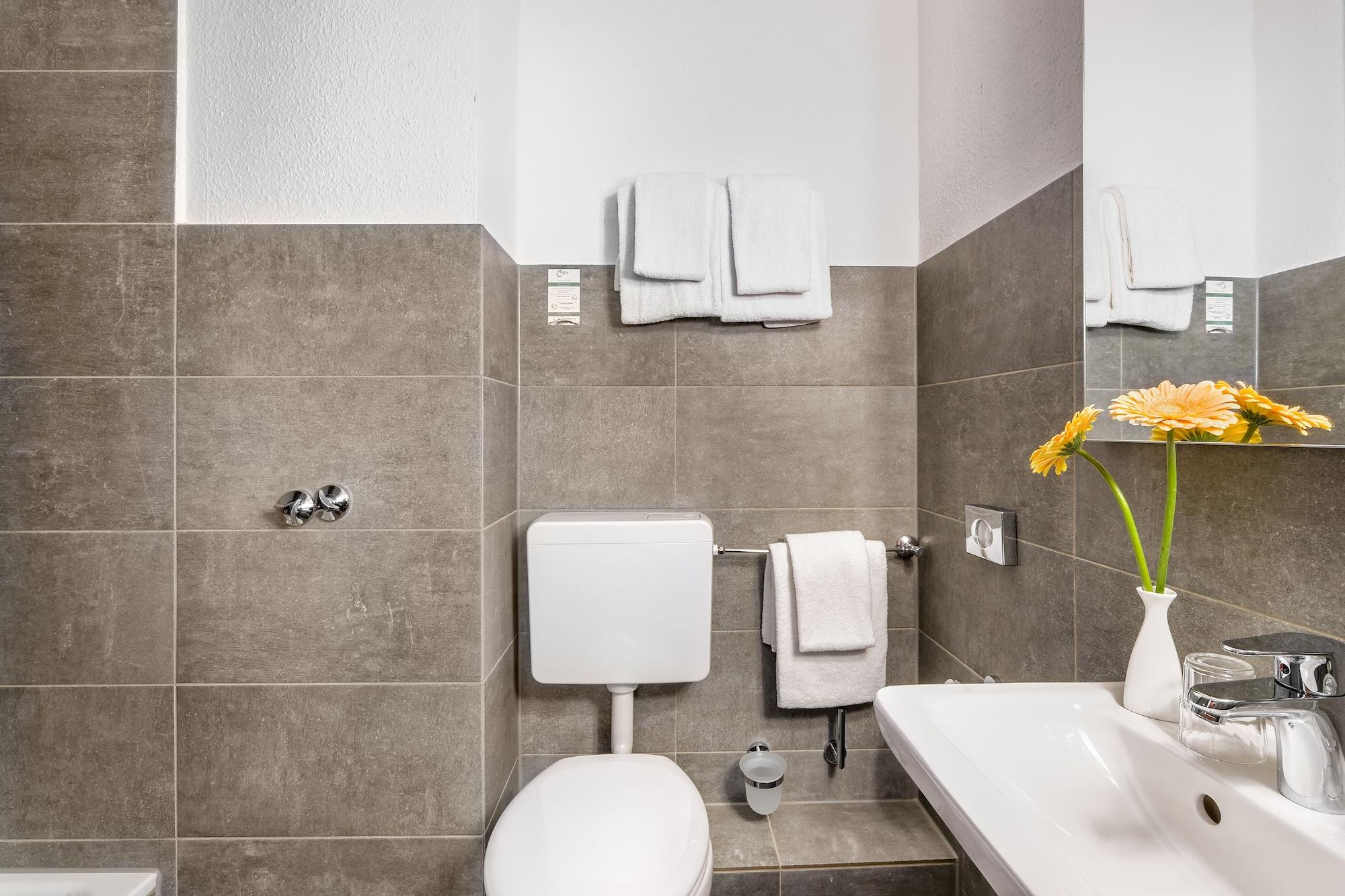 Signature Hotel Astoria Hamburg Ngoại thất bức ảnh