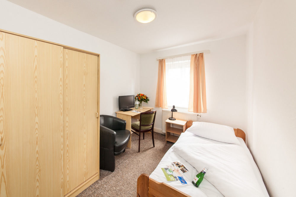 Signature Hotel Astoria Hamburg Ngoại thất bức ảnh