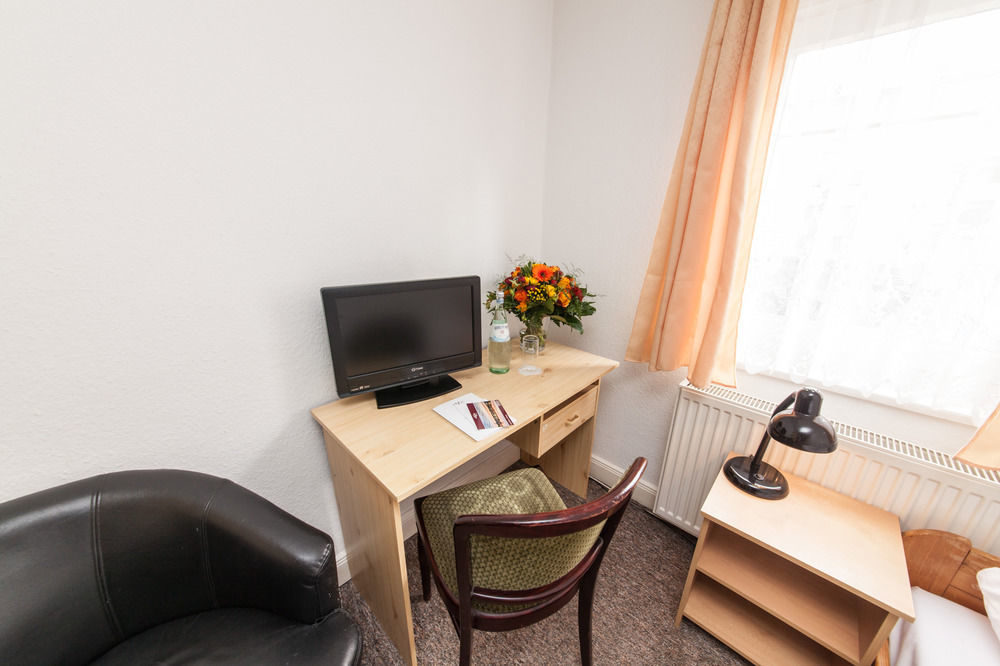 Signature Hotel Astoria Hamburg Ngoại thất bức ảnh