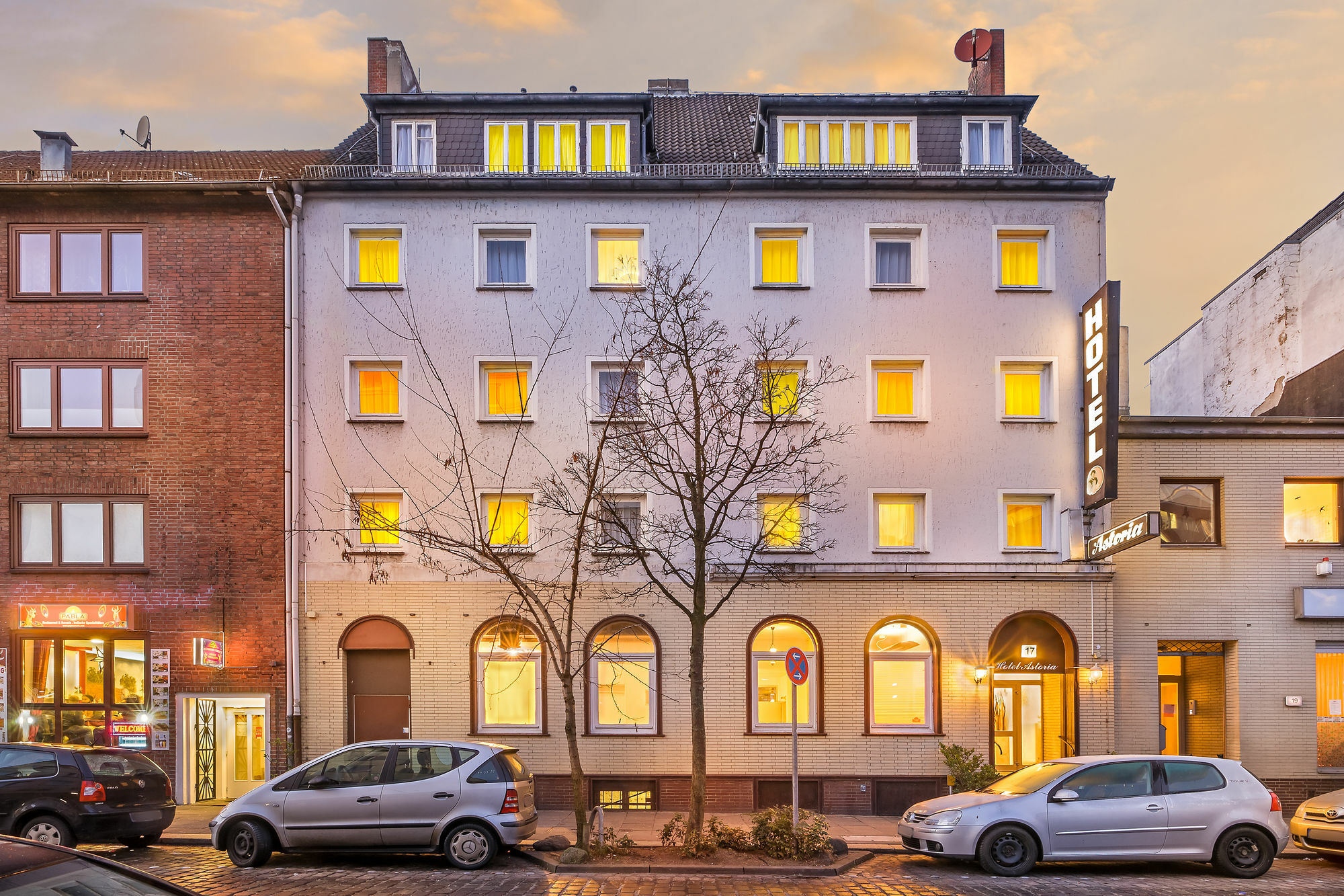 Signature Hotel Astoria Hamburg Ngoại thất bức ảnh